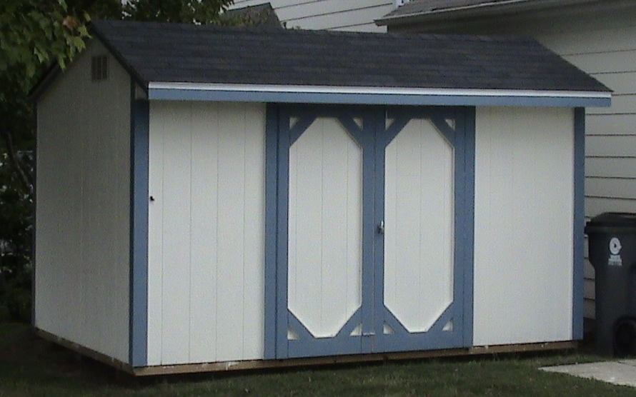 8'x12'x8' Carriage House With Centered Doors